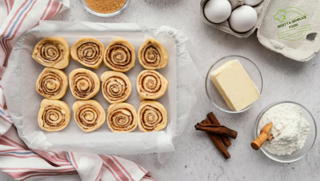 cinnamon roll cheesecake